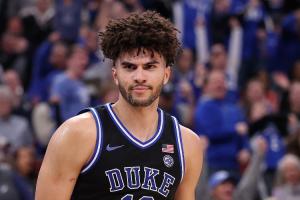 下半场17分！状元热门布泽尔儿子砍下21分13板 杜克开季17战16胜