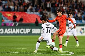 拜合拉木:完成了大家的目标也出线了 我是特别想进球的