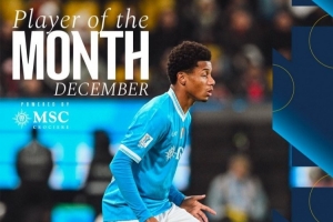 7场3球1助攻！那不勒斯官方：28岁边锋内雷斯当选队内12月最佳