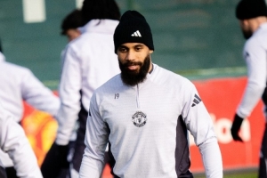 大将归来!曼联官方:阿玛德和姆伯莫已归队并参加训练