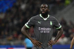 记者：加拉塔萨雷猛烈追求福法纳，为他开出550万欧年薪