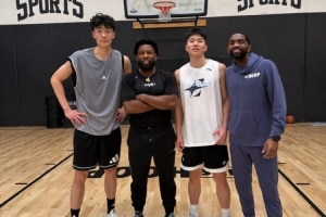 詹姆斯的训练师！经纪公司：石奎、隰泰诚将跟随约翰逊开启特训