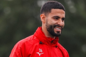 官方:奥格斯堡前锋埃利亚斯·萨德租借加盟汉诺威96