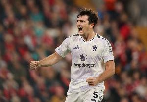 记者：马奎尔为参加世界杯考虑冬窗离开曼联，米兰和罗马在评估