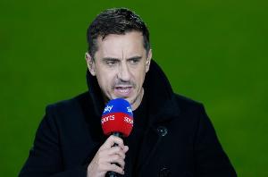 邮报:内维尔关于利物浦球员该揍马丁内利的言论,遭大量观众投诉