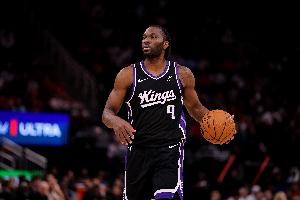 力战旧主！阿丘瓦14中7拿到20分14板 两项均为赛季新高