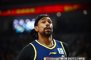 媒体人:广东不愿解决弱环总想靠长板 主力有点问题就直接歇菜