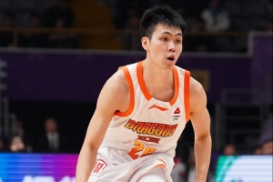 媒体人：突然到来的机会是动力也是压力 看庞峥麟能否一路冲到底