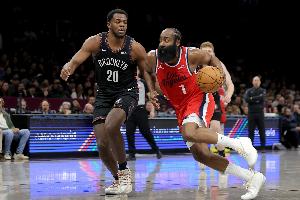 船记：快船本赛季犹如过山车 各种情绪起伏不断 真让人哭笑不得