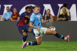 曾经的约克郡皮尔洛！菲利普斯去曼城三年半仅出战32场，花4900万