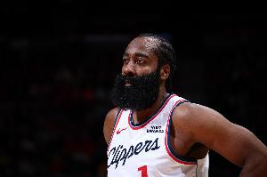 吧友们来谈谈看法！哈登带快船走出泥潭 现在好起来了为啥要走？