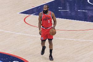 哈登快船最后一役：面对掘金17中8砍25分5板9助1帽 三分10中4