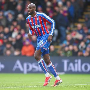 镜报：马特塔在水晶宫的未来存疑，曼联今夏可能寻求低价签下他