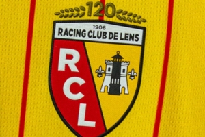 朗斯官方：对圣马克西曼遭受的歧视言论，表示强烈愤慨最严厉谴责