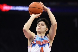 伊力福拉提:对不起球迷 新疆第一阶段的战绩和精神气没达到预期