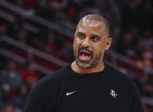 乌度卡：我们有段时间没打出一整场的好球了 今天可能是最差的