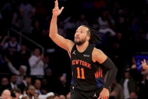 燃尽！布伦森鏖战47分钟27投14中&罚球11中9 砍下42+8+9捍卫主场