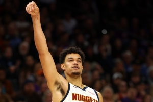 Scotto：交易泰森后掘金空出一个名额 他们计划转正斯潘塞·琼斯