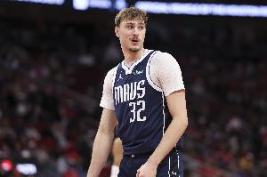 双双砍下30+！马绍尔：让弗拉格独享所有光芒就好 我很乐意当副手