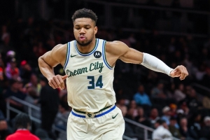 Stein：一整周的趋势都是字母留队 拖到夏天对雄鹿而言好处有太多