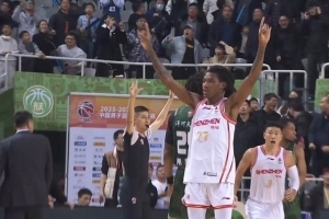 CBA本赛季第二期月度最佳国际球员：深圳外援史密斯 场均27.9分