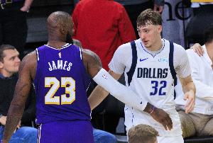 弗拉格青少年时期已砍7次30+ 历史第三多&仅次于詹姆斯和安东尼