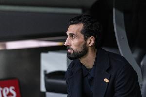 科贝电台:球员不断被调整场上位置,已经引发皇马俱乐部内部不满