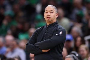 是否仍希望长期执教快船？卢：我想待在这里 信任我们所做的一切