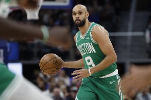 半场三分20中1！德里克·怀特：烂透了 这种事我们绝不能再干了